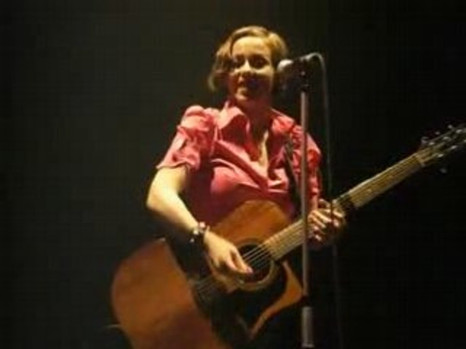 Anneke van Giersbergen - What's FNAC ?