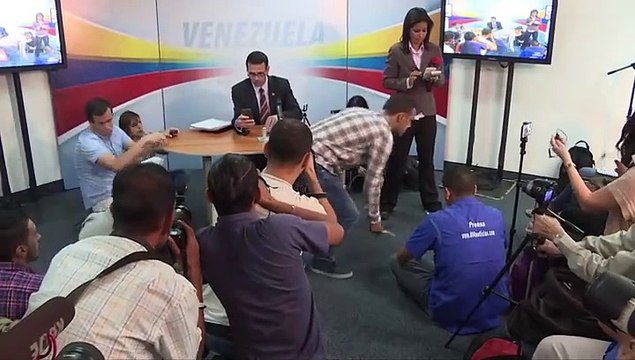 Líder opositor venezolano niega nexos con sobornos de Odebrecht