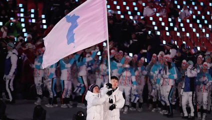 Dobles de Donald Trump y Kim Jong Un son expulsados del estadio olímpico