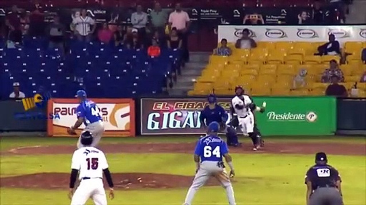 Cortos Del Béisbol