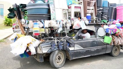 Enseres del hogar - Camioneta vendedora móvil
