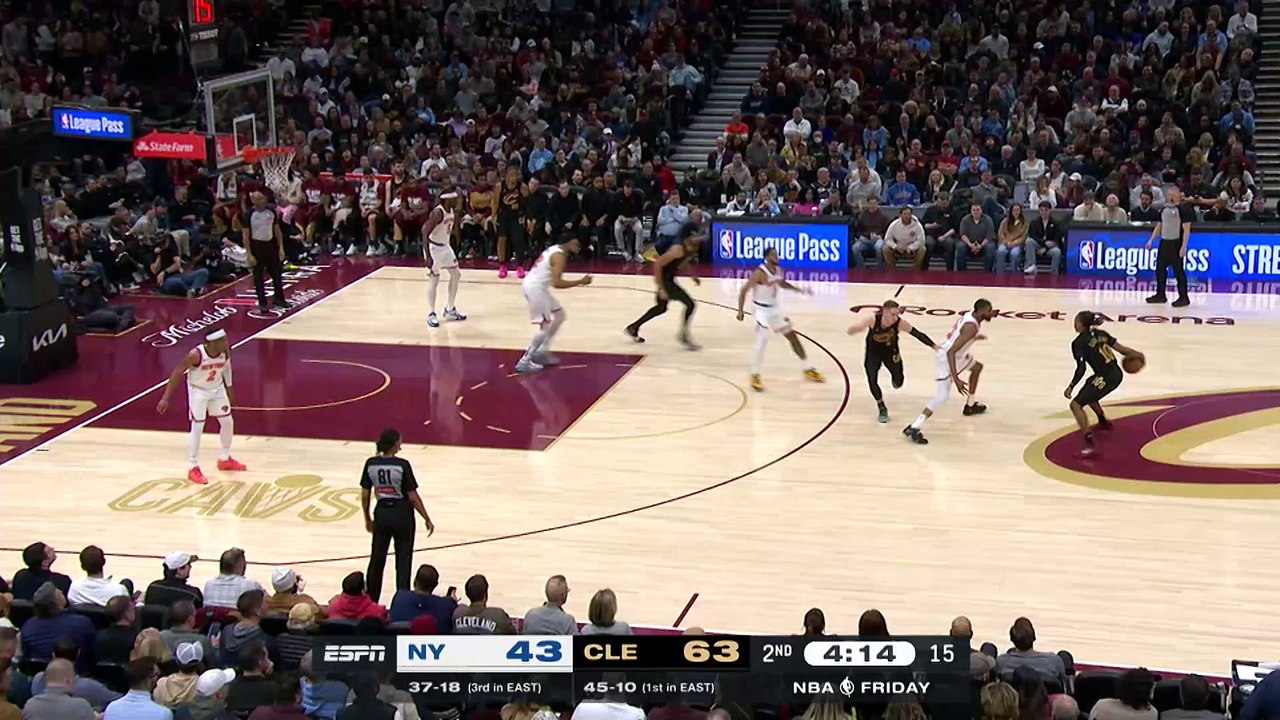 Cavs bully Knicks with dominant 37-point win