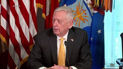 El secretario de Defensa Jim Mattis se despide del Pentágono