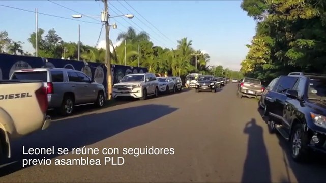 Leonel Se Reúne Con Seguidores