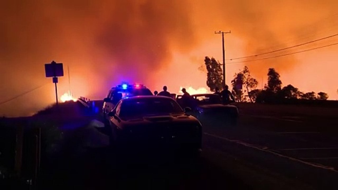 Viento da alas a incendios de California que dejan nueve muertos