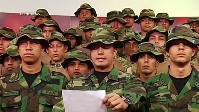 Exmilitares venezolanos instan en Lima a deponer a Maduro