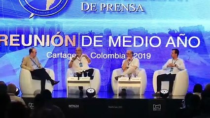 Periodismo debe ser refugio de información veraz y de calidad, dicen expertos