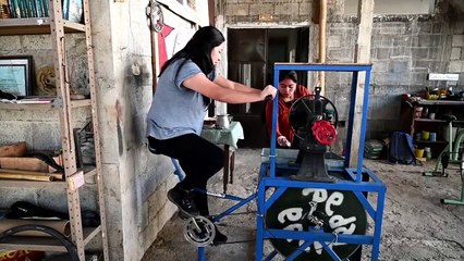 Convierten bicicletas en máquinas por el planeta en Guatemala