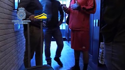 Fútbol, apresamiento en España