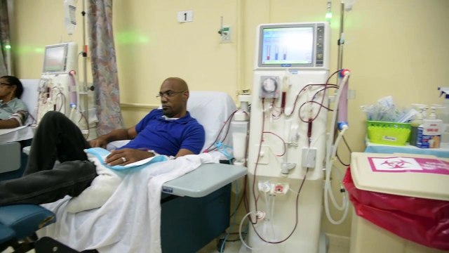 Unidad de Diálisis: Lo que queremos es que los pacientes tengan un momento alegre y divertido