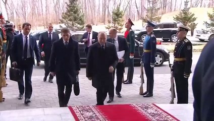 Kim y Putin en primera cumbre para reavivar vínculos históricos