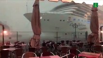 Un crucero gigante pierde el control en Venecia pero evita chocar