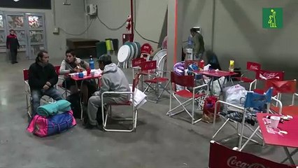 Estadio Monumental resguarda a indigentes por el frío en Buenos Aires