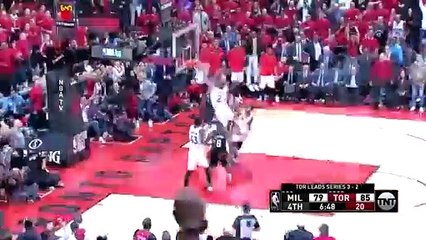 Kawhi Leonard la clava sobre Giannis Antetokounmpo Juego 6