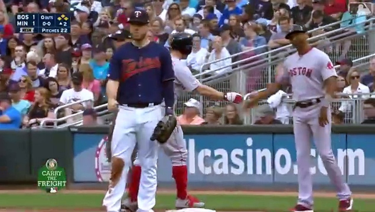 Brock Holt empujó tres en victoria de Boston