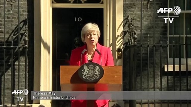 Renunció primera ministra británica Theresa May