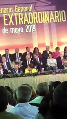 Aplausos en el Congreso del PLD