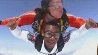 Jacare skydiving