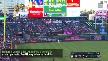 Houston venció a los Angelinos a domicilio y un fanático pequeño se confunde