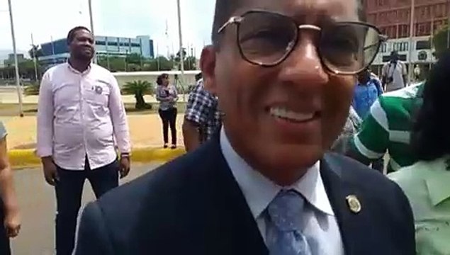 Diputado de ultramar Marcos Cross critica a Reinaldo Pared y a otros miembros del Comité Político