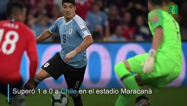 Uruguay venció a Chile y quedó como líder del grupo