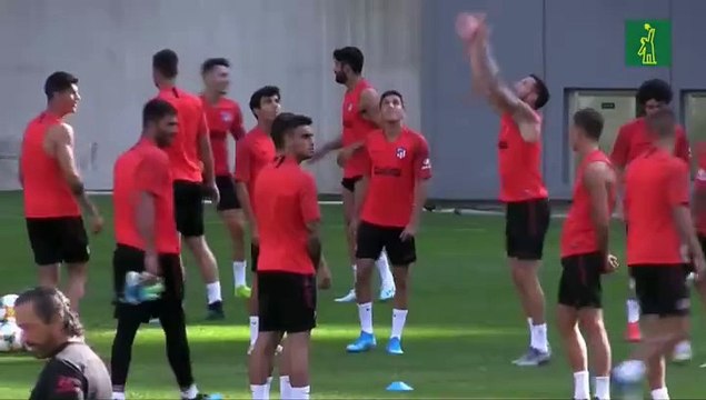 Madrid y Atlético calientan motores para su primer derbi fuera de Europa