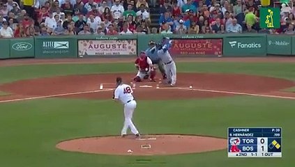 Jonrón de Teoscar Hernández