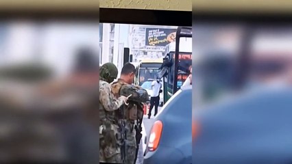 Policía brasileña abate a secuestrador que mantenía de rehenes a pasajeros de autobús