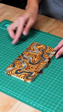 Faites ressortir votre téléphone avec des étuis personnalisés !