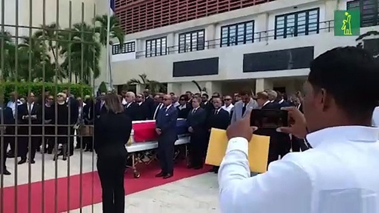 Legisladores y alcaldes rinden honras fúnebres a alcalde de Boca Chica