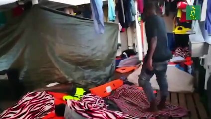 "Open Arms" rechaza oferta de acogida de España, que fustiga a Italia