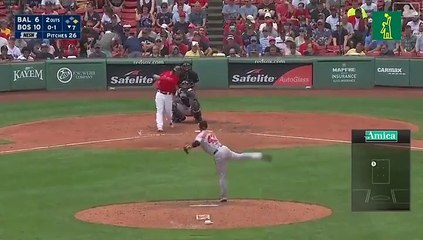 Rafael Devers se convirtió en el primer jugador este año que supera las 100 carreras empujadas