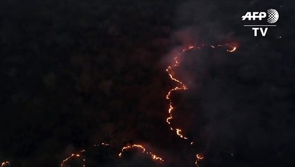 Avión cisterna SuperTanker inicia combate contra incendios en Bolivia