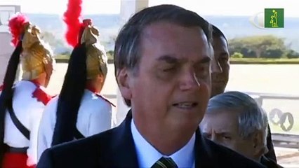 Bolsonaro finalmente aceptará ayuda extranjera para combatir incendios amazónicos