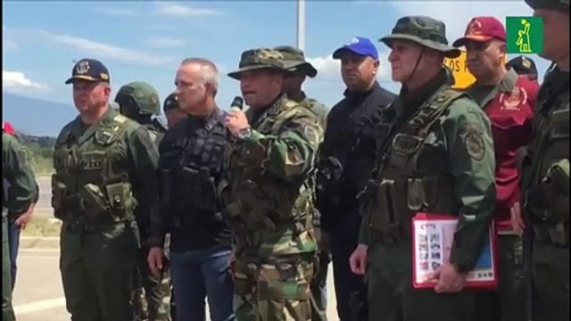 Venezuela realiza ejercicios militares en frontera con Colombia