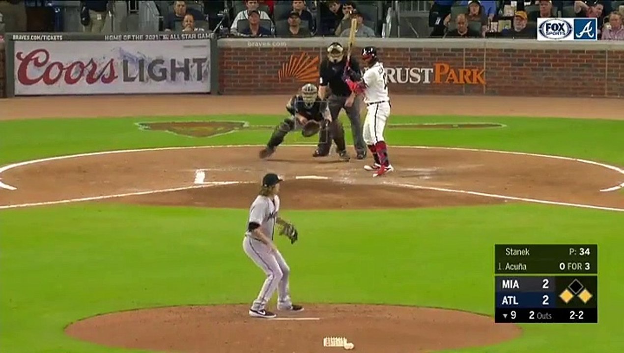 Ronald Acuña deja en el terreno Marlins