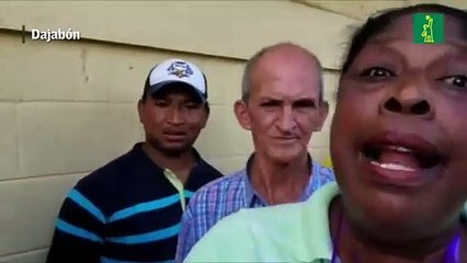 Mujer acusa hombre, cuya cédula dice nació en Moca, de ser haitiano