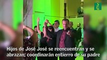 Hijos de José José se reencuentran y se abrazan
