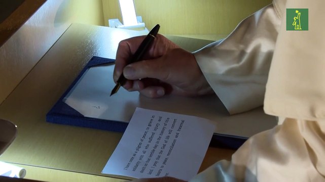 El papa critica duramente en Hiroshima el uso de la energía atómica para la guerra