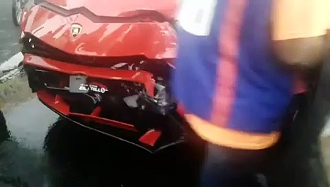 Omega choca su Lamborghini