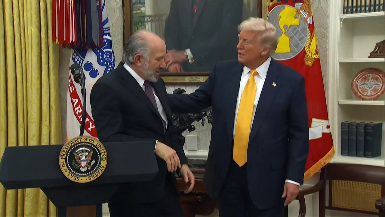 Trump dice que Zelenski y Putin se deben "juntar" para poner fin a la guerra