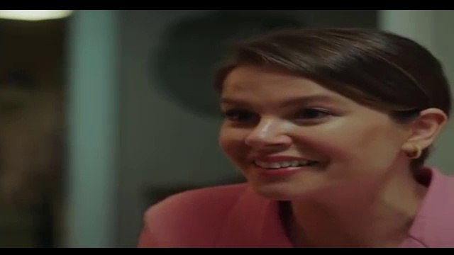 78. T.R.A.S-E.L-C.R.I.S.T.A.L ❤️ (Camdaki Kız). Capítulo 78 Audio Español HD. ❤️ Con Burcu Biricik, Selma Ergeç, Feyyaz Serifoğlu. Serie Turca