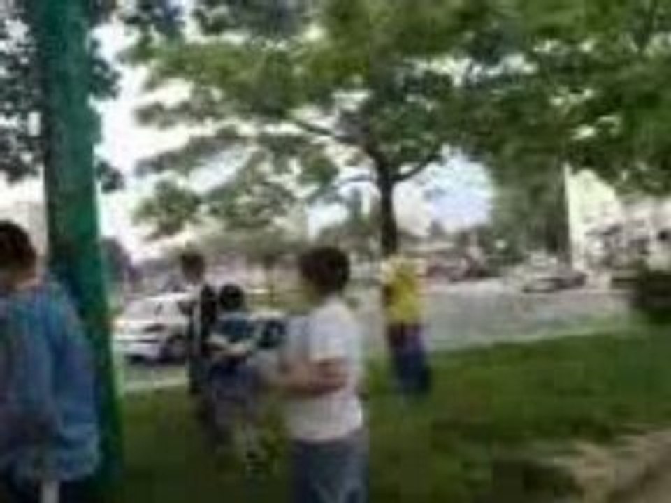 poursuite a mon quartier!!!^^mdr