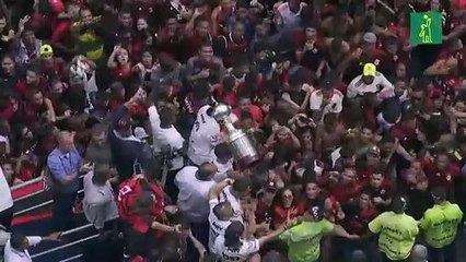Rio se tiñó de rojo y negro para recibir a campeón de la Libertadores Flamengo