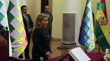 Presidenta interina Áñez nombra nueva cúpula militar y niega "golpe" en Bolivia