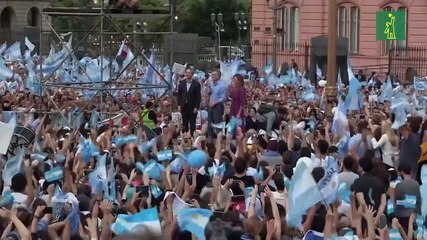 En su acto de despedida, Macri pide cuidar "que no roben" a Argentina