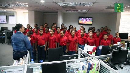 Coro Infantil de Nizao visita Diario Libre en motivo de Navidad