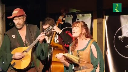 Henry Cavill y Netflix buscan el próximo "Juego de Tronos" con "The Witcher"