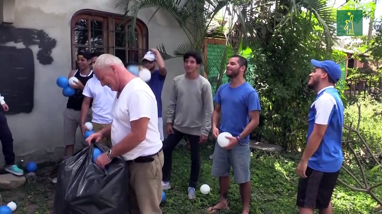 Nicaragua libera a 91 opositores, entre ellos la belga Amaya Coppens