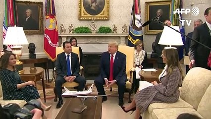 Trump acusa a jefa demócrata de "minar la democracia de EEUU" con juicio político